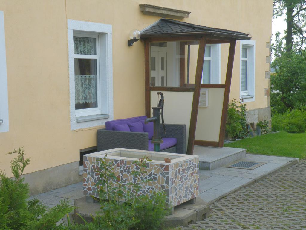Am Lindenbaum Bed & Breakfast Sebnitz Exterior foto